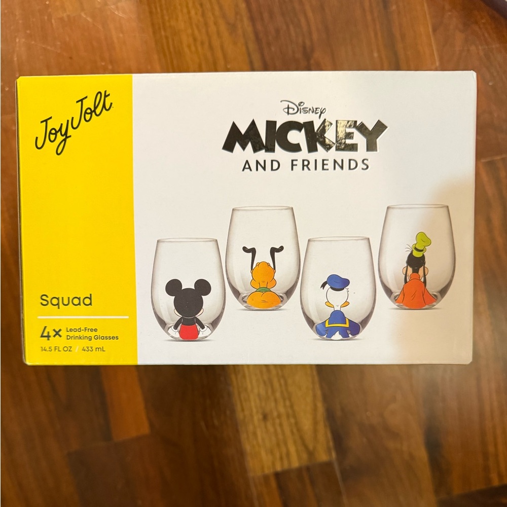 Disney Mickey and Friends JoyJolt Glass Set - Black, Orange, Blue, Red